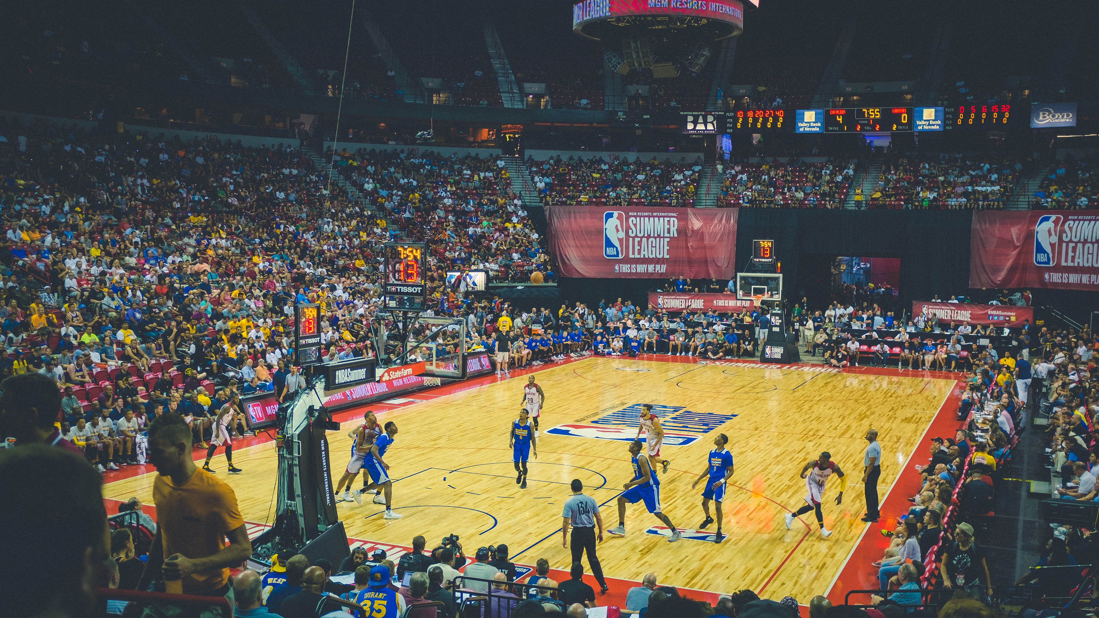 JackeyLove官方宣布持续失利新规,篮网引发争议!比赛高潮迭起