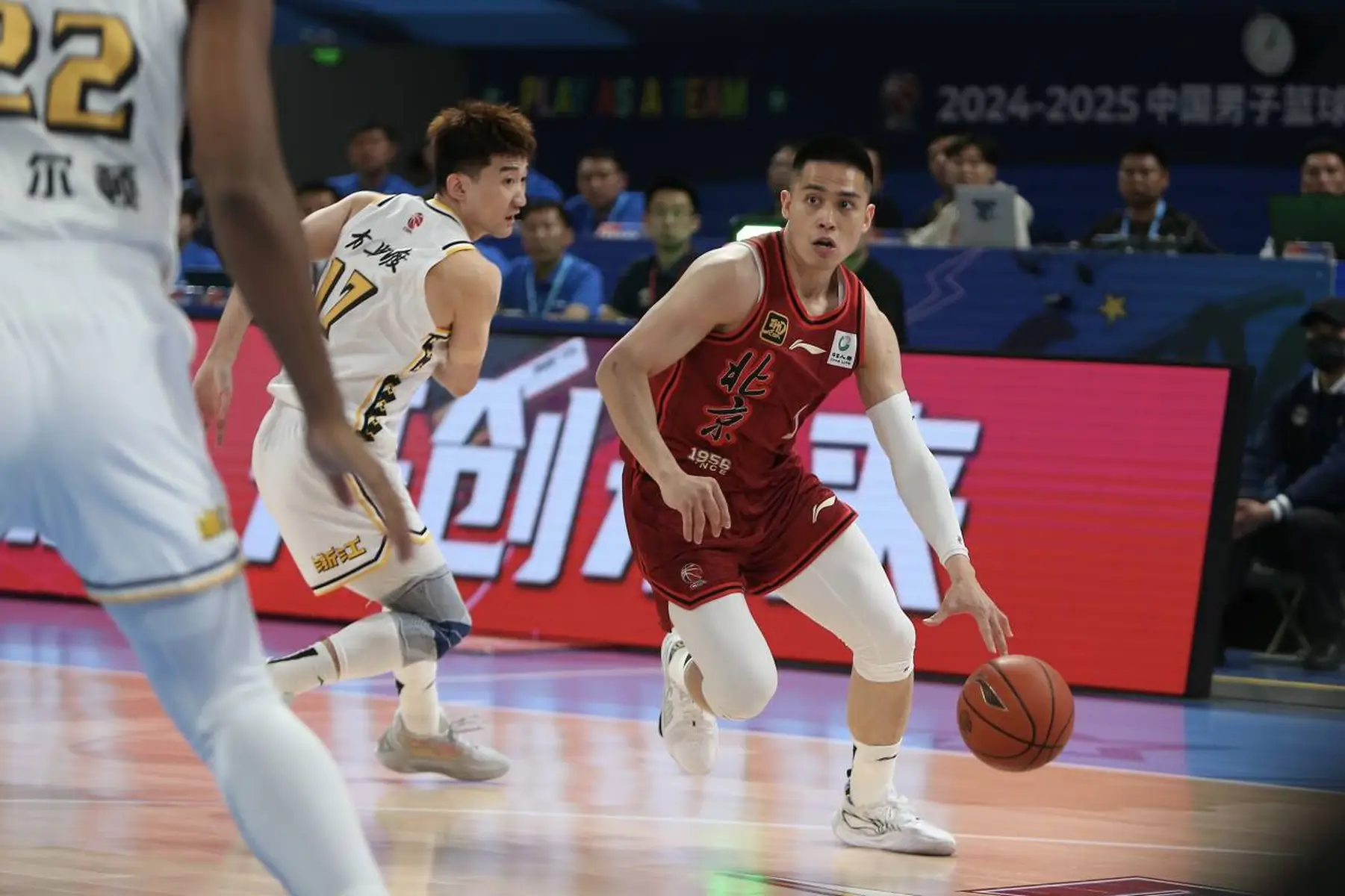 英超转会风云:广厦男篮盯上锋线强援,孙兴慜或成交易筹码的简单介绍